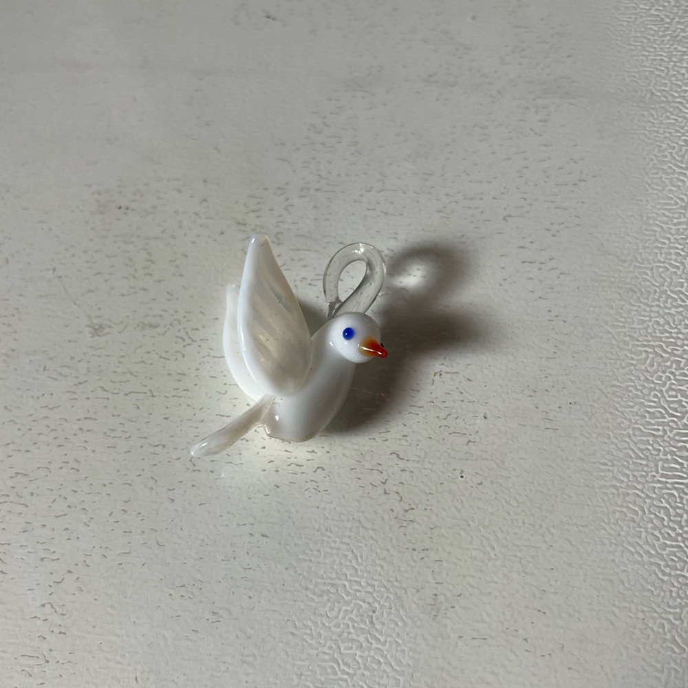 Glass Dove Pendant charm (1998)